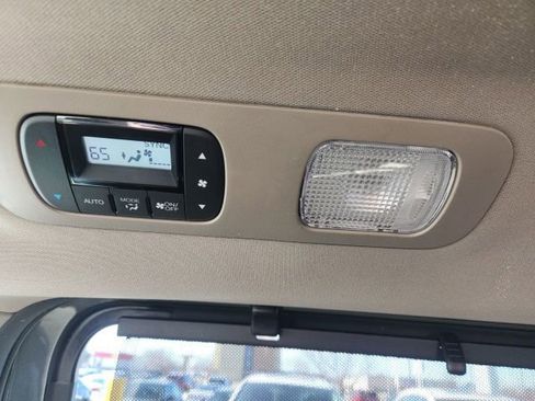 Used 2019 Honda Odyssey EX-L image 25