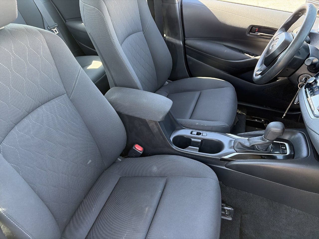 Used 2023 Toyota Corolla LE FWD image 10