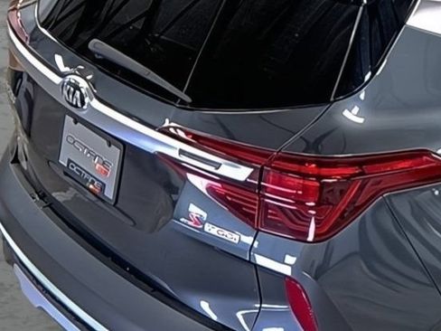 Used 2021 Kia Seltos S AWD/4WD image 14