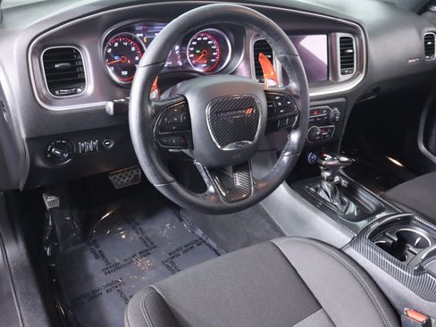 Used 2021 Dodge Charger Scat Pack w/ Navigation & Travel Group RWD image 9