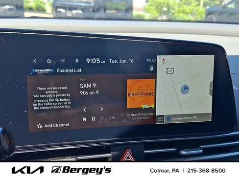 Used 2023 Hyundai Elantra SEL w/ Convenience Package FWD image 19