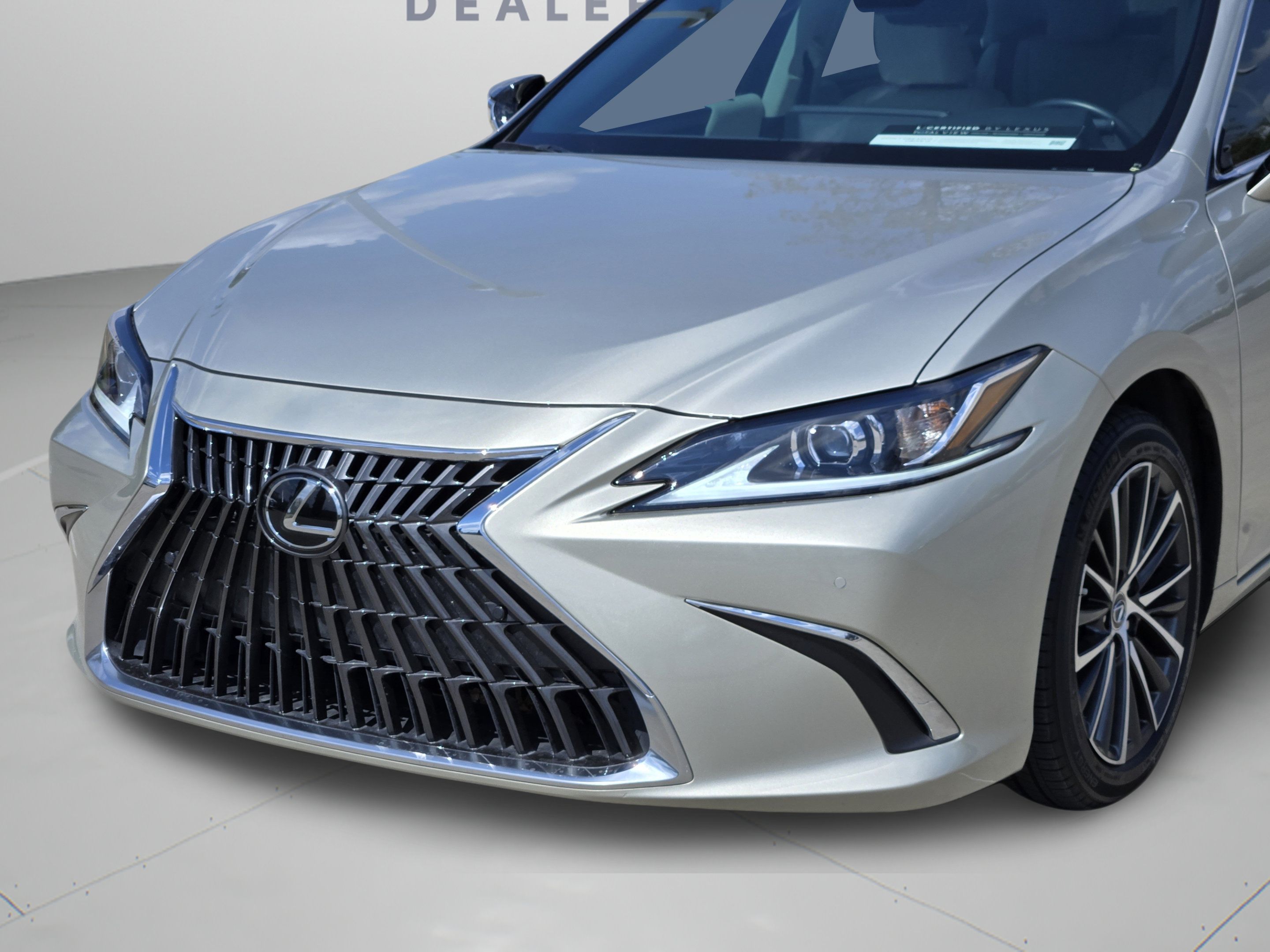 Certified 2025 Lexus ES 350 w/ Premium Package FWD image 34