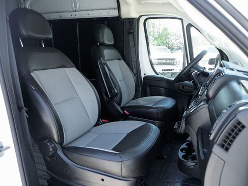 Used 2025 RAM ProMaster 2500 w/ Convenience Group FWD image 34