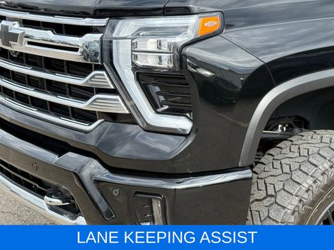 Used 2024 Chevrolet Silverado 3500 High Country w/ High Country Premium Package AWD/4WD image 22