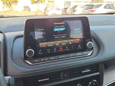 Used 2024 Nissan Rogue SV FWD image 26