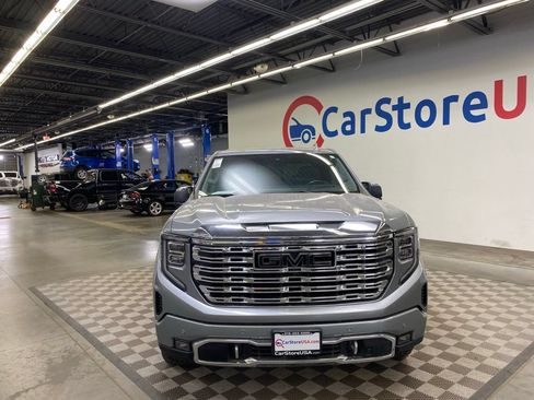 Used 2024 GMC Sierra 1500 Denali AWD/4WD image 2