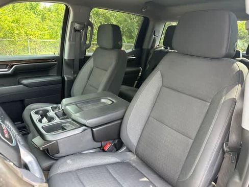 Used 2024 GMC Sierra 1500 Elevation AWD/4WD image 4