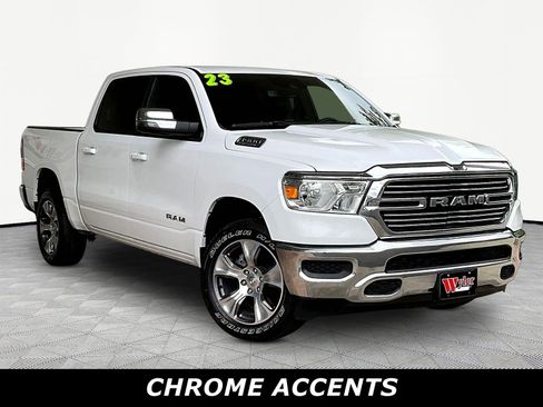 Used 2023 RAM 1500 Laramie AWD/4WD image 3