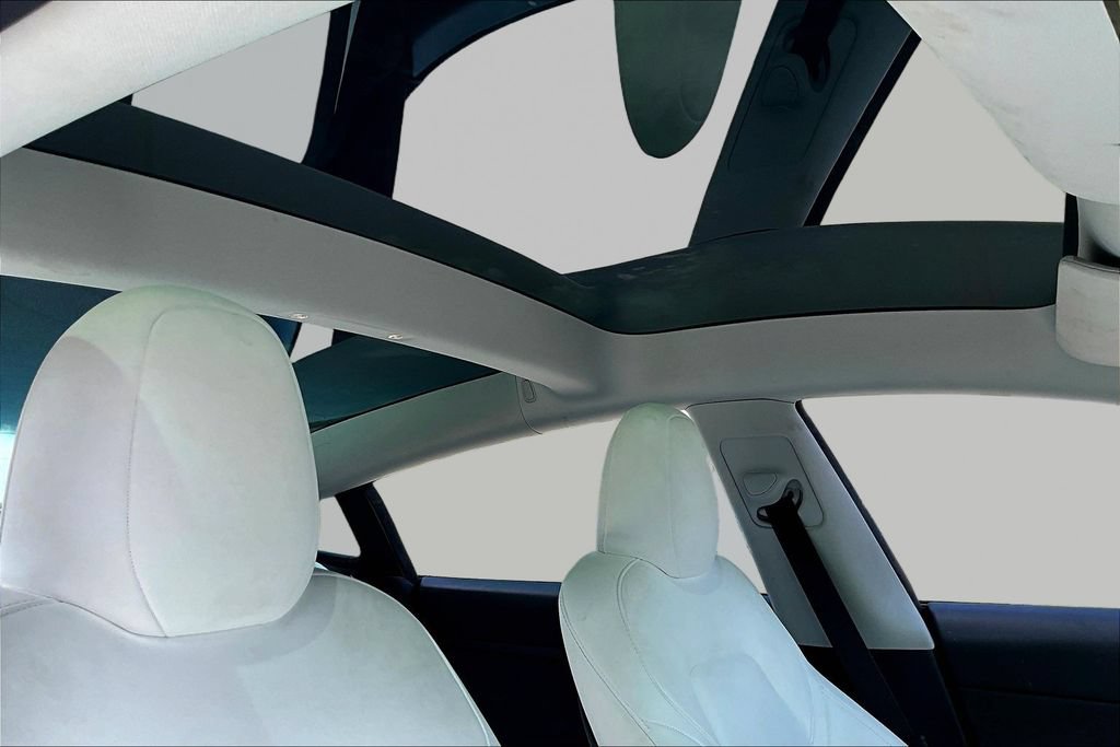 Used 2023 Tesla Model 3 Standard Range RWD image 25