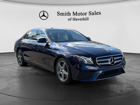 Used 2017 Mercedes-Benz E 300 4MATIC image 7