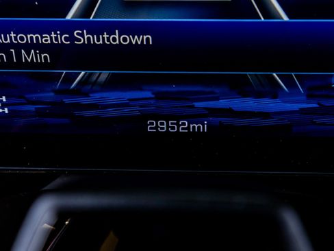 Used 2026 Chevrolet Suburban Premier AWD/4WD image 20