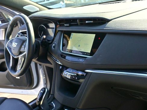 Used 2023 Cadillac XT5 Premium Luxury image 30