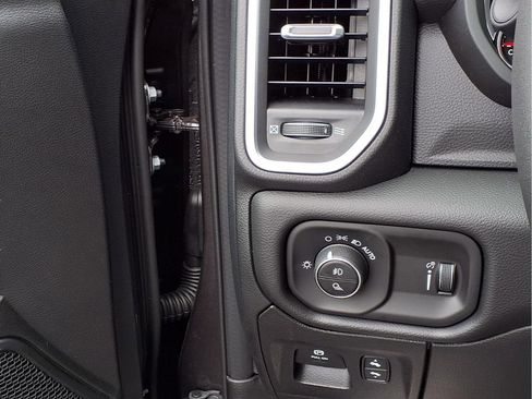 New 2026 RAM 1500 Big Horn w/ Night Edition AWD/4WD image 10