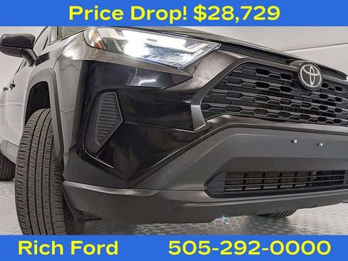 Used 2024 Toyota RAV4 LE image 22
