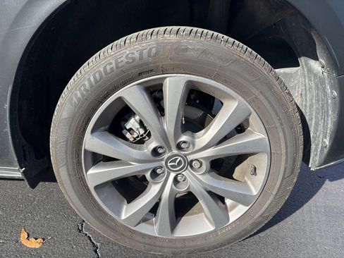 Used 2024 MAZDA CX-30 AWD 2.5 S w/ Premium Package image 11