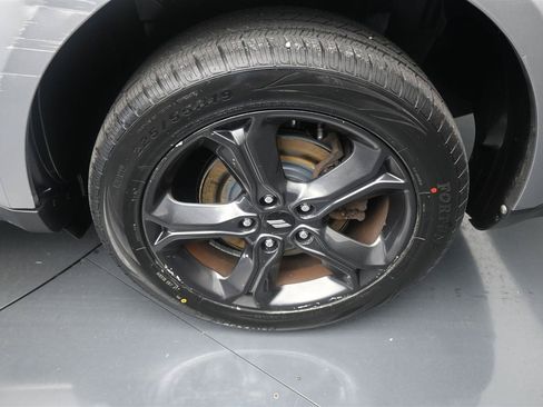 Used 2020 Dodge Journey Crossroad FWD image 19
