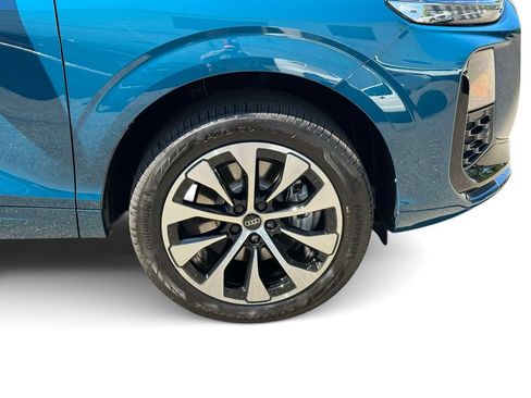 New 2026 Audi Q3 quattro 2.0T AWD/4WD image 14