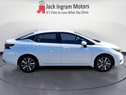 New 2025 Nissan Versa SV w/ Trunk Package image 6