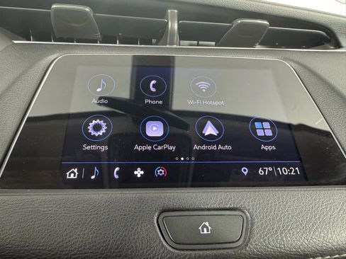 Used 2019 Cadillac XT4 Luxury w/ Cold Weather Package image 22