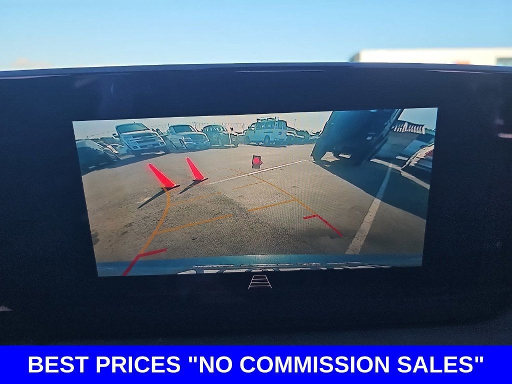 Used 2024 Buick Encore GX Avenir w/ Avenir Convenience Package FWD image 23