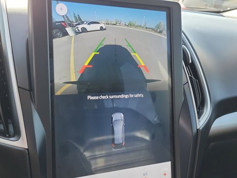 Used 2023 Ford Edge SEL w/ Convenience Package AWD/4WD image 28