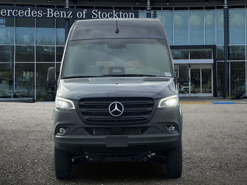 New 2026 Mercedes-Benz Sprinter 2500 image 9