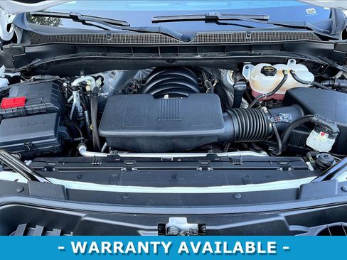 Used 2024 Chevrolet Suburban RST w/ Luxury Package AWD/4WD image 31