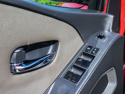 Used 2022 Nissan Frontier SV image 36