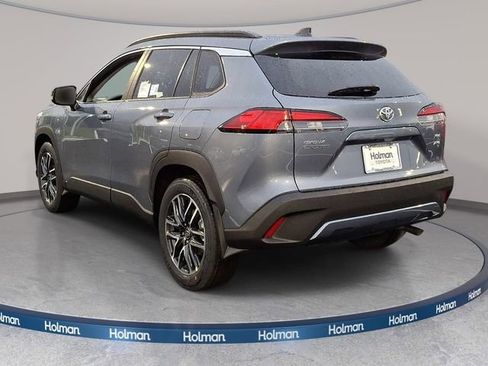 New 2026 Toyota Corolla Cross XLE image 4