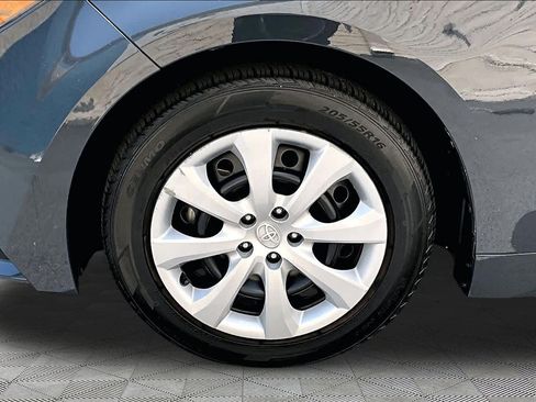 Used 2024 Toyota Corolla LE FWD image 11