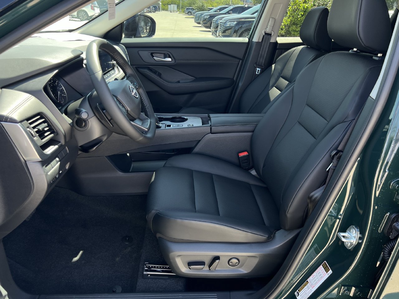 New 2026 Nissan Rogue Dark Armor FWD image 8