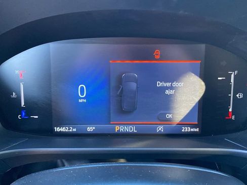 Used 2025 Ford Escape Active image 28