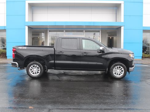 New 2026 Chevrolet Silverado 1500 LT image 3