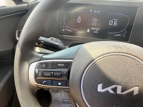 Used 2024 Kia Sportage LX AWD/4WD image 19