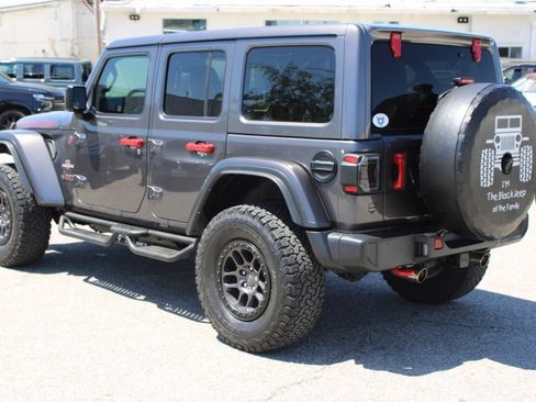 Used 2021 Jeep Wrangler Unlimited Rubicon w/ Xtreme Recon 35" Tire Package AWD/4WD image 6