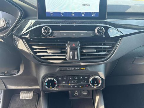 Used 2025 Ford Escape ST-Line w/ Cold Weather Package image 26