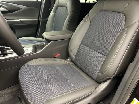 New 2026 Buick Envista Sport Touring w/ Convenience I Package FWD image 8