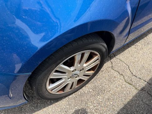 Used 2010 Ford Focus SEL FWD image 19