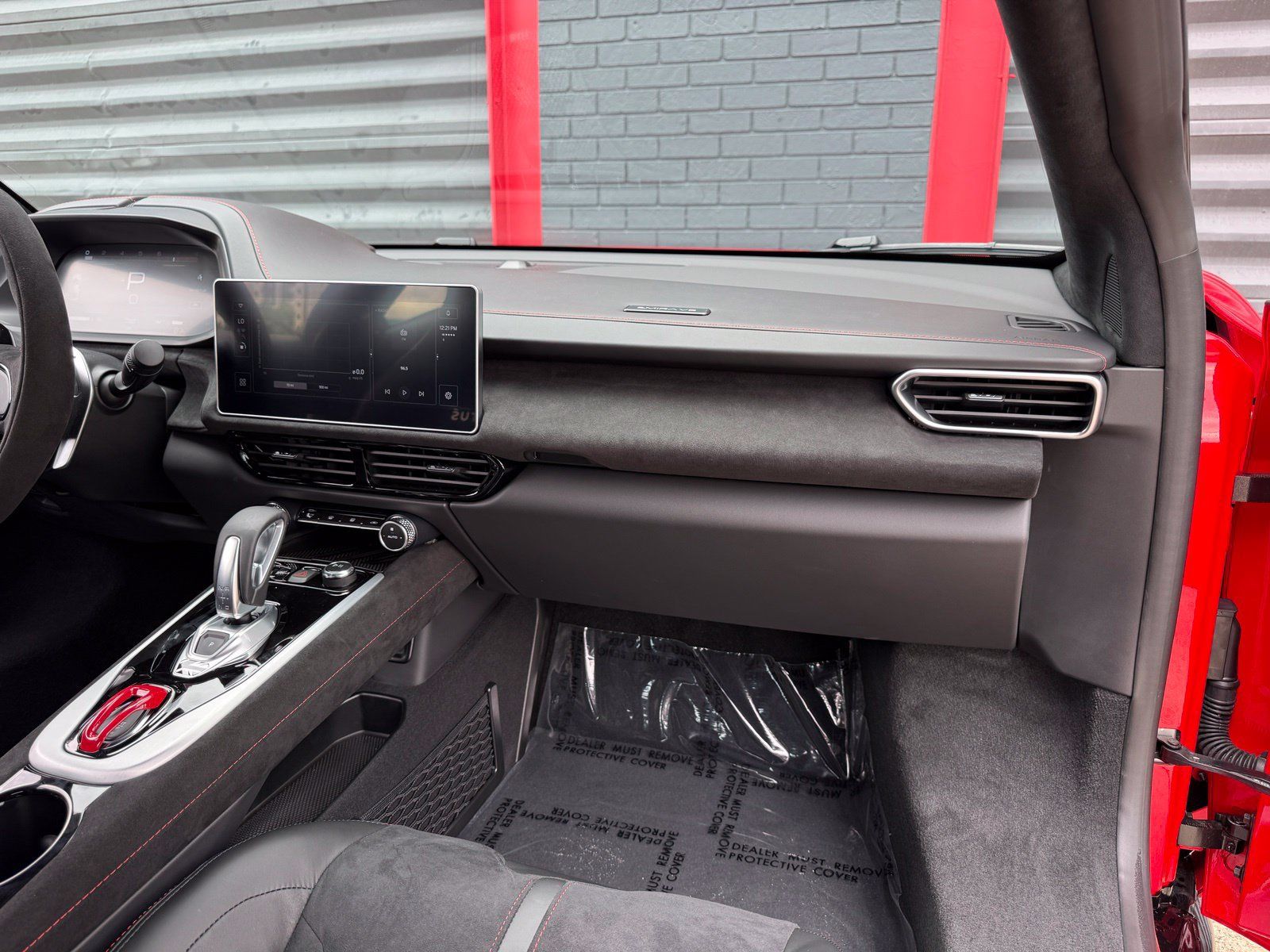 Used 2025 Lotus Emira RWD image 50
