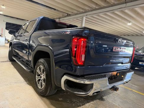 Used 2020 GMC Sierra 1500 SLT w/ SLT Convenience Package AWD/4WD image 3