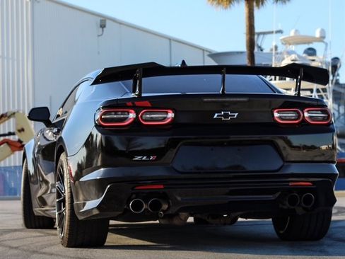 Used 2022 Chevrolet Camaro SS w/ Redline Edition image 9