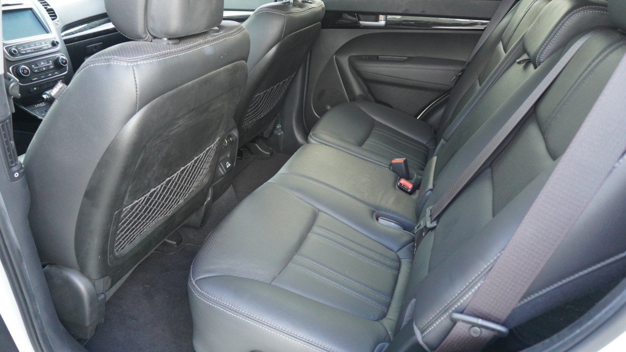 Used 2015 Kia Sorento EX w/ EX V6 Touring Package FWD image 17