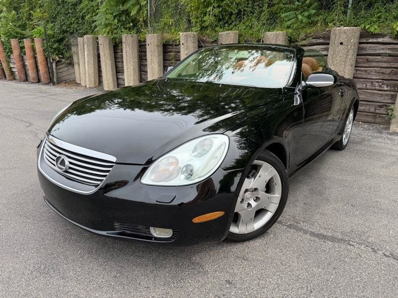 Used 2004 Lexus SC 430 Convertible RWD image 1