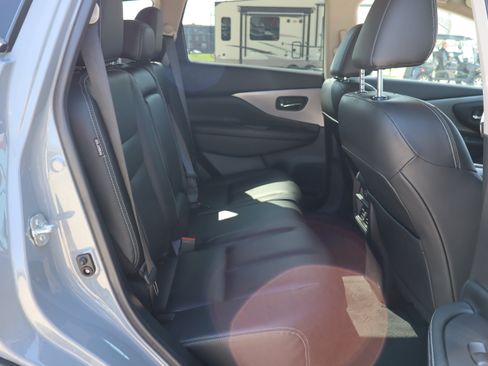 Used 2024 Nissan Murano SV w/ SV Midnight Edition Package AWD/4WD image 11
