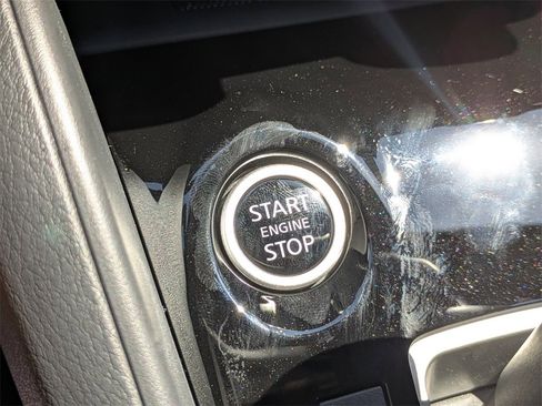 New 2025 Nissan Versa SV w/ Trunk Package image 32