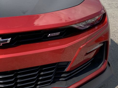Used 2021 Chevrolet Camaro SS image 9
