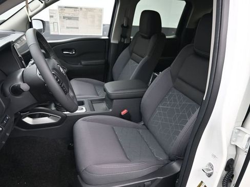 New 2026 Nissan Frontier SV w/ SV Convenience Package image 17