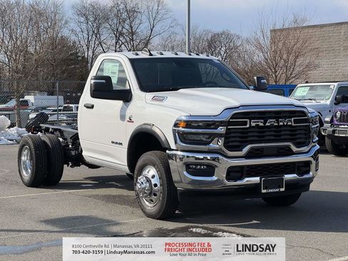 New 2026 RAM 3500 Big Horn AWD/4WD image 1