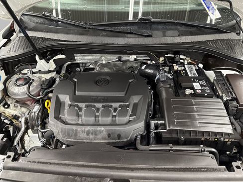 Used 2022 Volkswagen Tiguan SE image 13