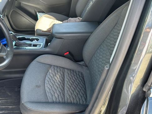 Used 2021 Chevrolet Equinox LT FWD image 14